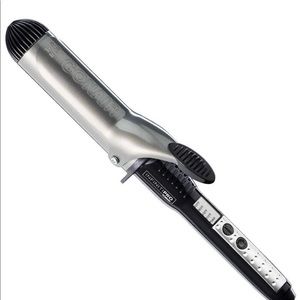 Conair 1 1/2” Curling Iron NEW